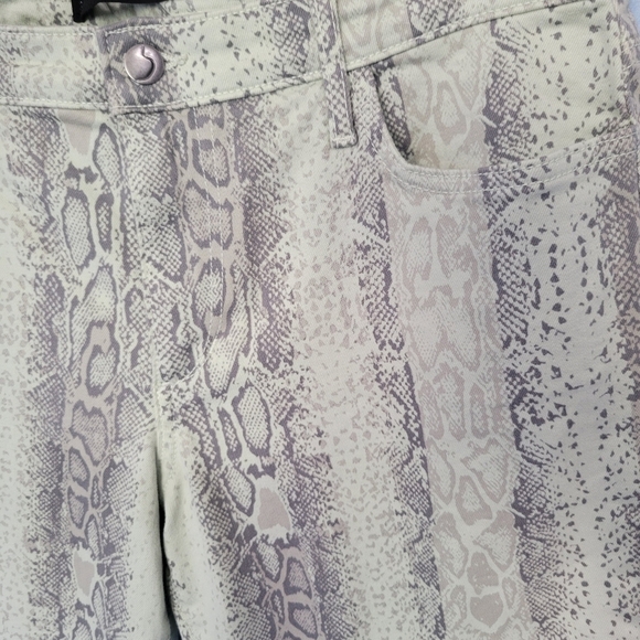 Joe's The High Water Mint Green Snakeskin Print Size 31 - Picture 3 of 10